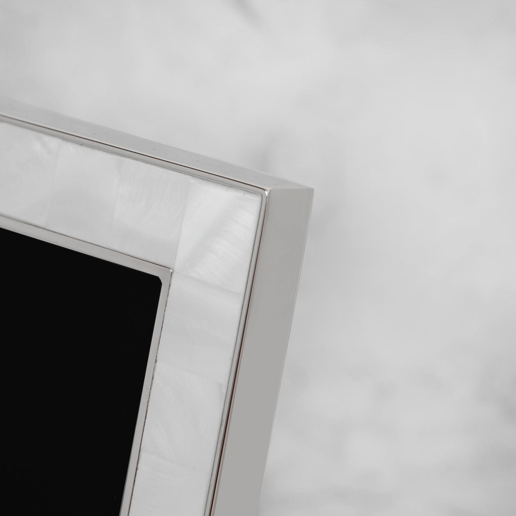 Mother of Pearl Photo Frame with Gift Box | 6 x 8